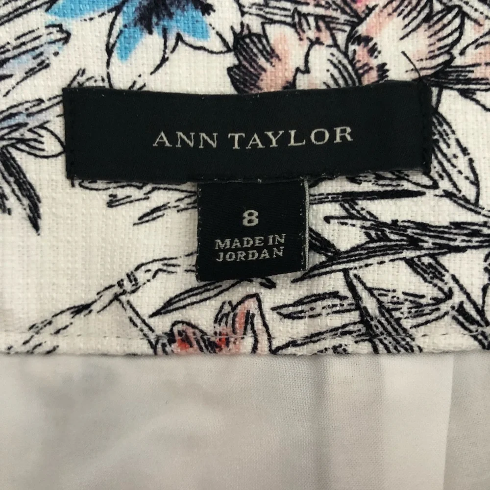 Ann Taylor White Floral Knee Length Pencil Skirt - Picture 3 of 5